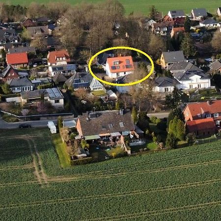 Helle, Grosszuegige Ferienwohnung Fuer 2 - 3 Personen Mit Parkplatz + E-Ladestation In Buchholz, Nordheide Бухґольц-ін-дер-Нордгайде Екстер'єр фото