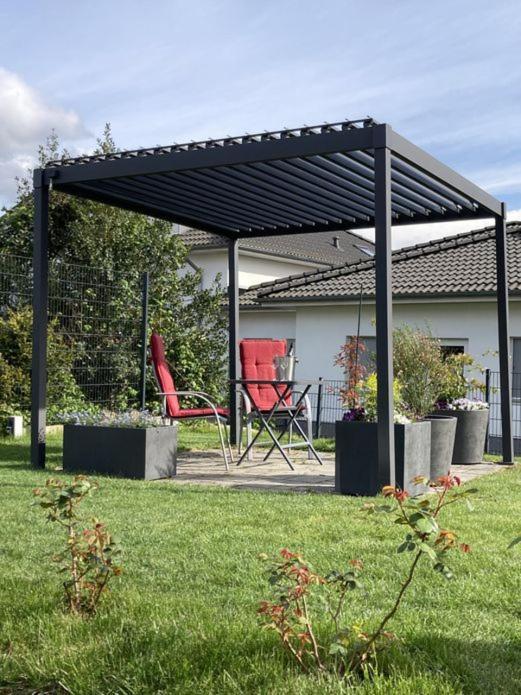 Helle, Grosszuegige Ferienwohnung Fuer 2 - 3 Personen Mit Parkplatz + E-Ladestation In Buchholz, Nordheide Бухґольц-ін-дер-Нордгайде Екстер'єр фото